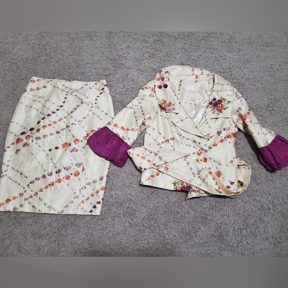Tracy Reese New York Floral Silk Skirt Suit Size Small